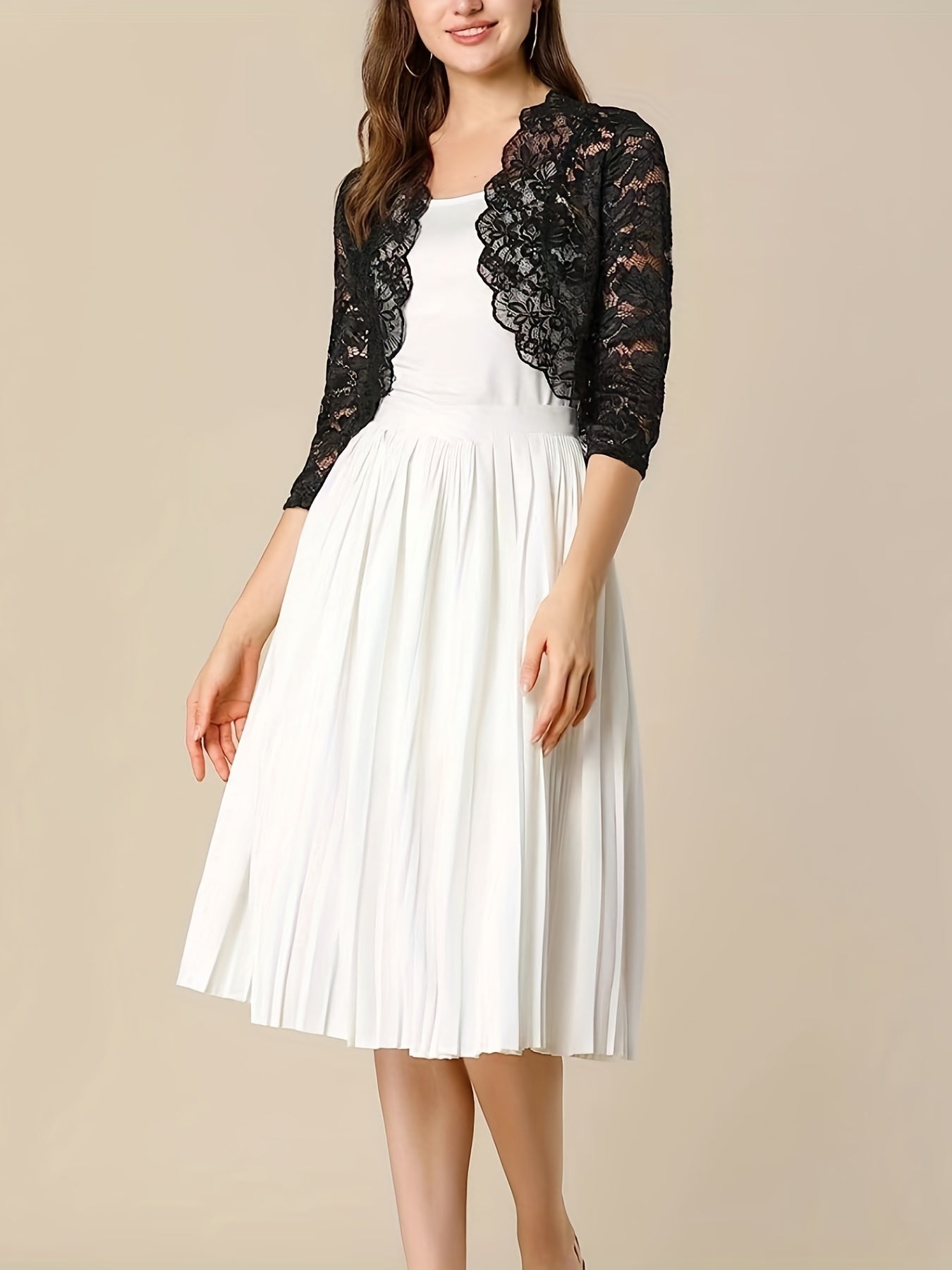 Halvgennemsigtig cropped cardigan med blomstrede blonder